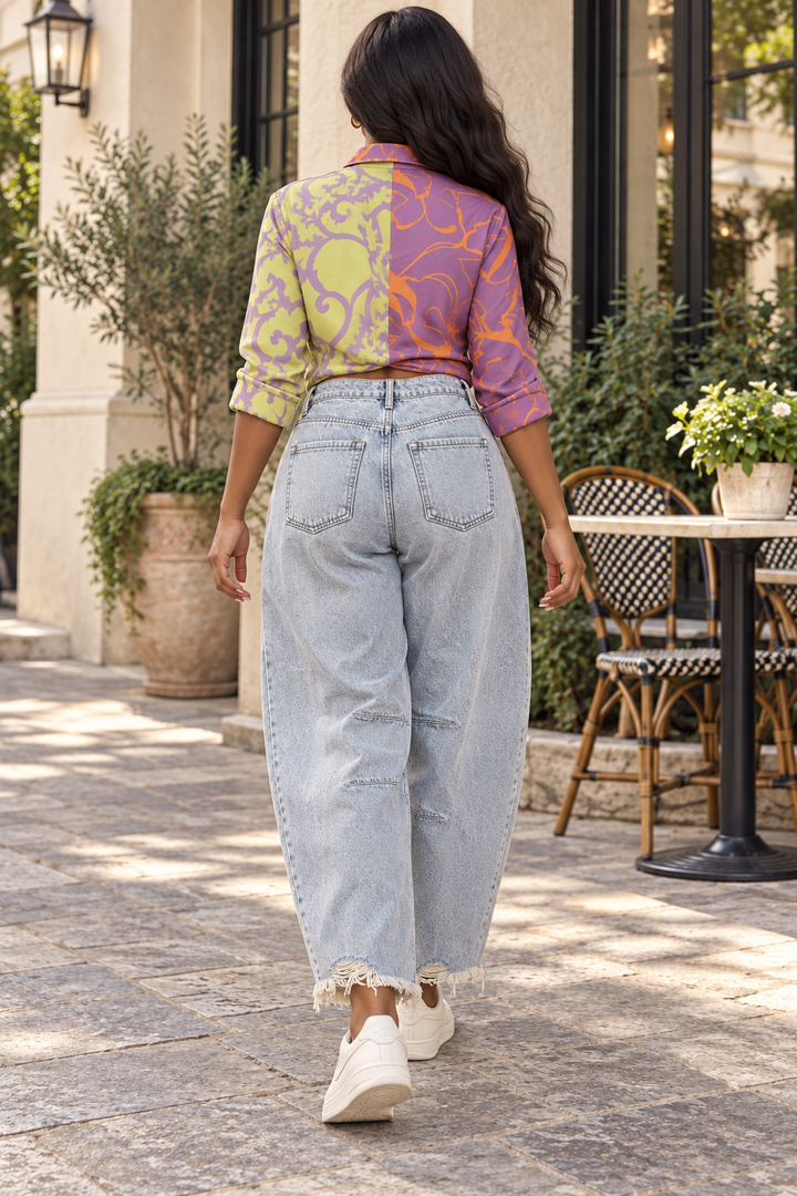 Barrel Leg Jeans – Light Wash Distressed Baggy Frayed Hem Denim