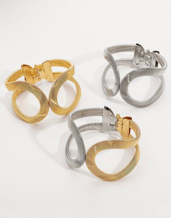 Bold Hollow Twist Metal Bangle Bracelet – Gold & Silver