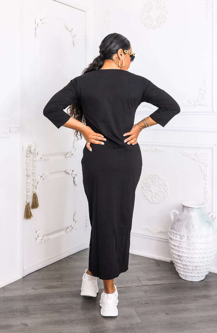 Oversized Tee Midi Dress – “T-Shirt & Sneakers” Graphic