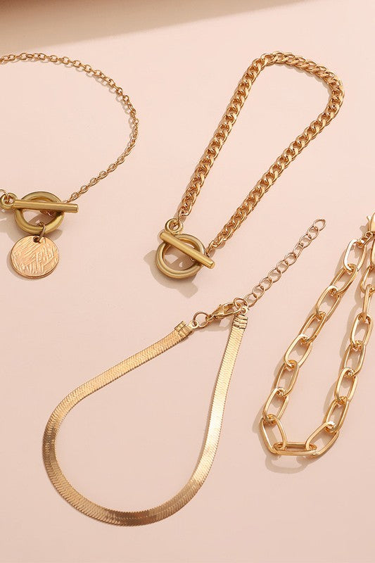 Gold Chain Bracelet Set – 4-Piece Toggle & Link Chain Stack