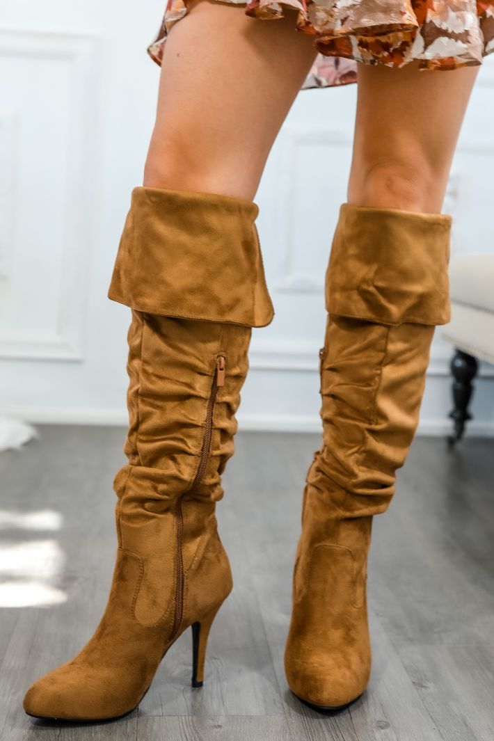 Unmatchable Pointy Slouchy Knee and Thigh High Boots Tan