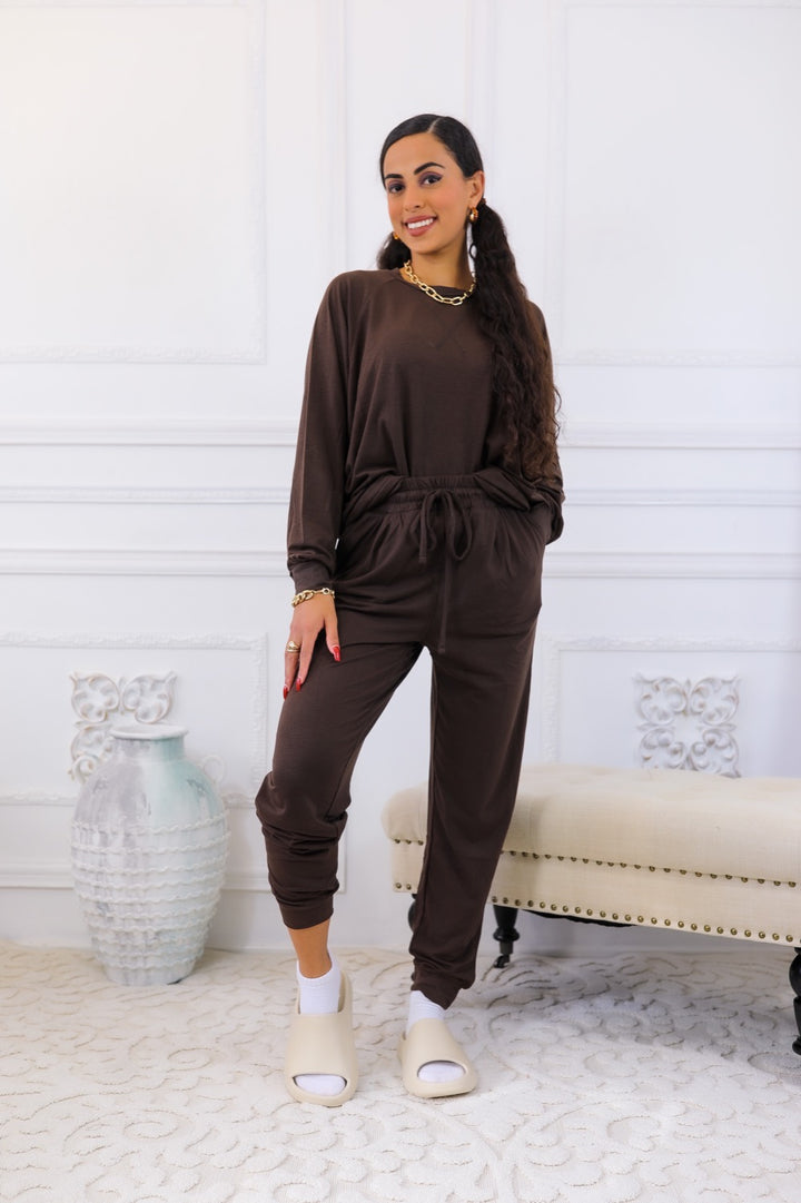 Lounge or Go Raglan Long Sleeves Pullover and Jogger Set