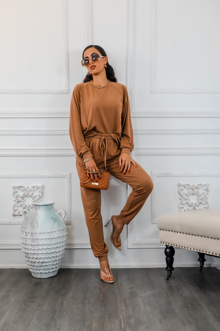 Lounge or Go Raglan Long Sleeves Pullover and Jogger Set